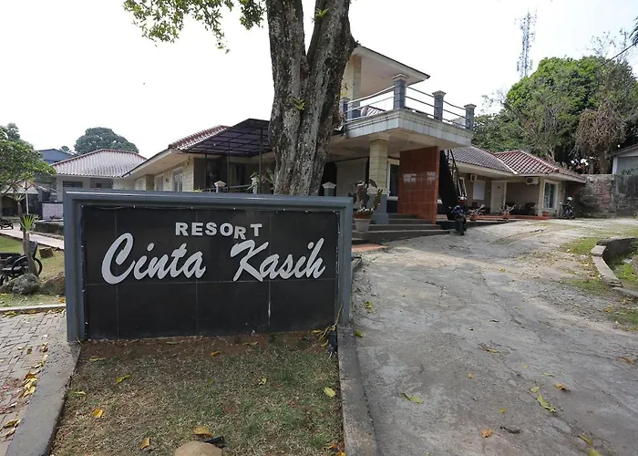 RedDoorz at RCK Megamendung Puncak Hotel